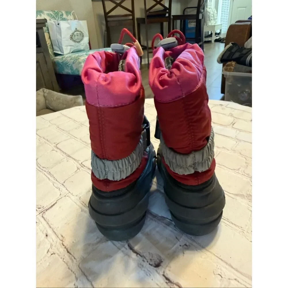 Sorel Kids Size 8 Flurry Durable Snow Boots Red Pink Winter Water Resistant